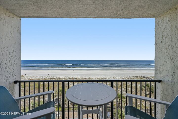Property Photo:  601 1st Street S 5E  FL 32250 