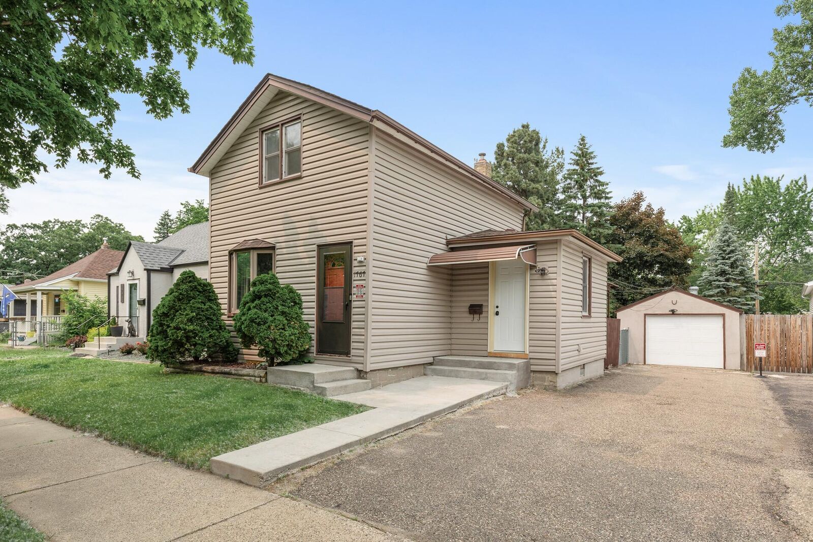 Property Photo:  1767 Field Avenue  MN 55116 