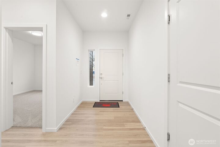 Property Photo: 3201 219th Avenue E WA 98391