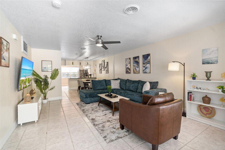 Property Photo:  1518-1520 NE 51st Street  FL 33334 