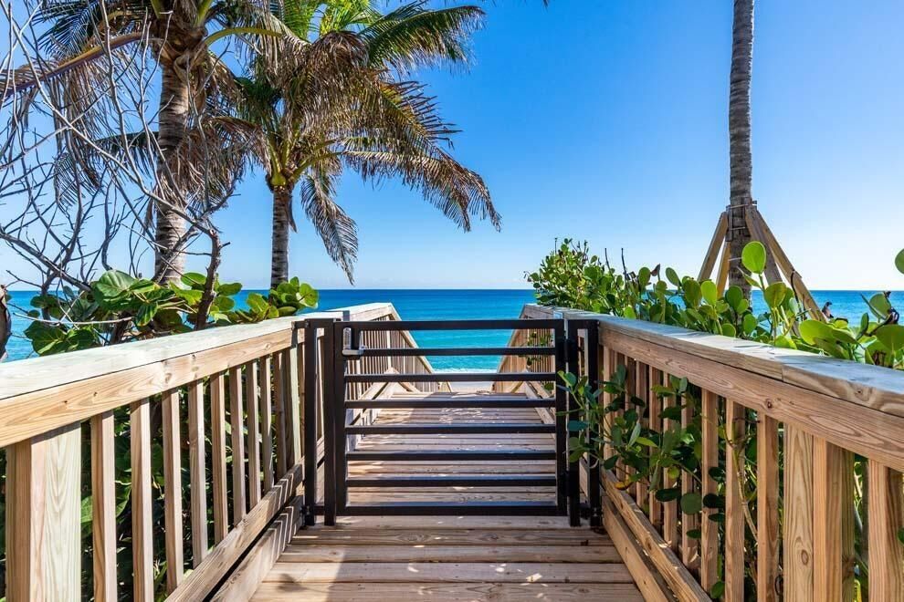 Property Photo:  3640 S Ocean Boulevard  FL 33487 