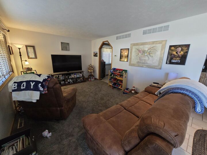 Property Photo:  1915 Cypress Ln  KS 67114 