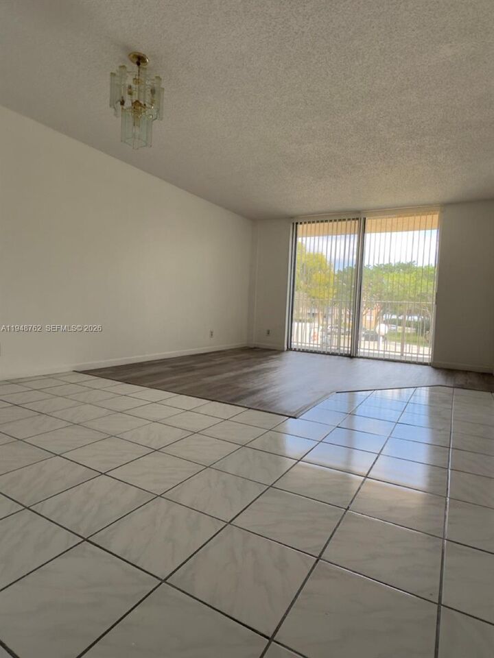 Property Photo:  500 Executive Center Dr 2N  FL 33401 