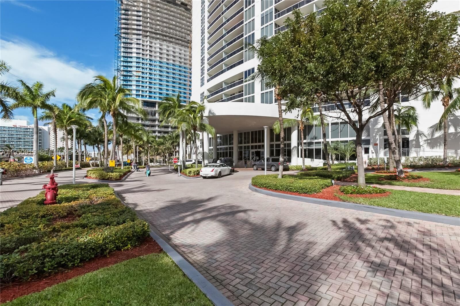 Property Photo:  1800 S Ocean Dr 809  FL 33009 