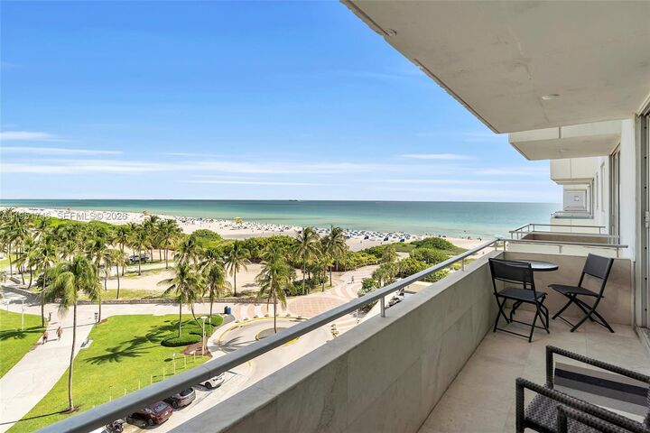 Property Photo:  465 Ocean Dr 824  FL 33139 