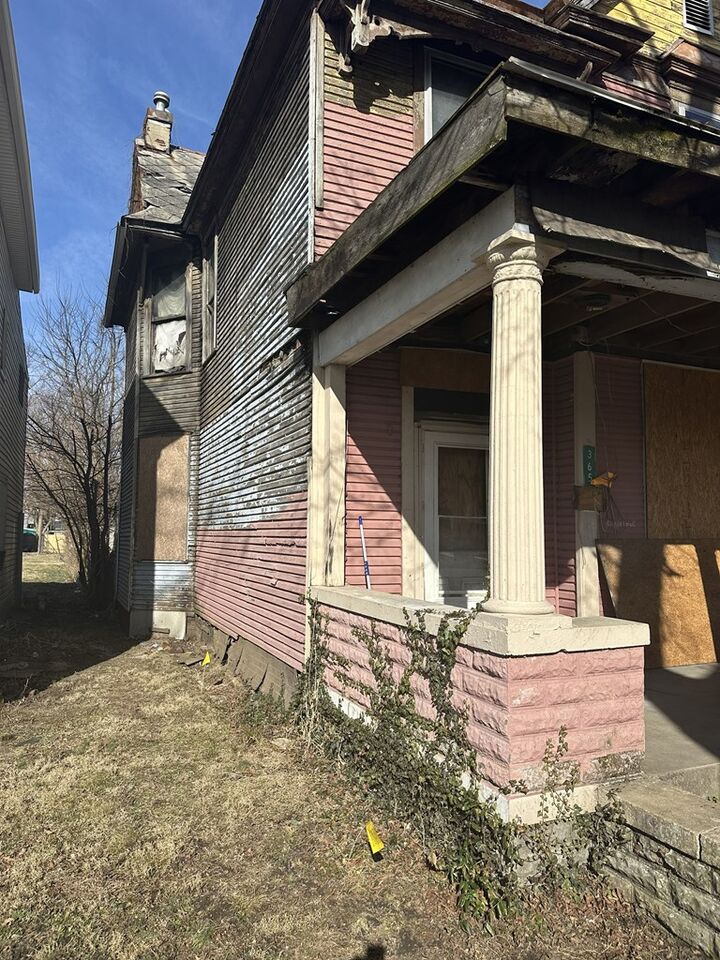 Property Photo:  365 Second St.  OH 45601 