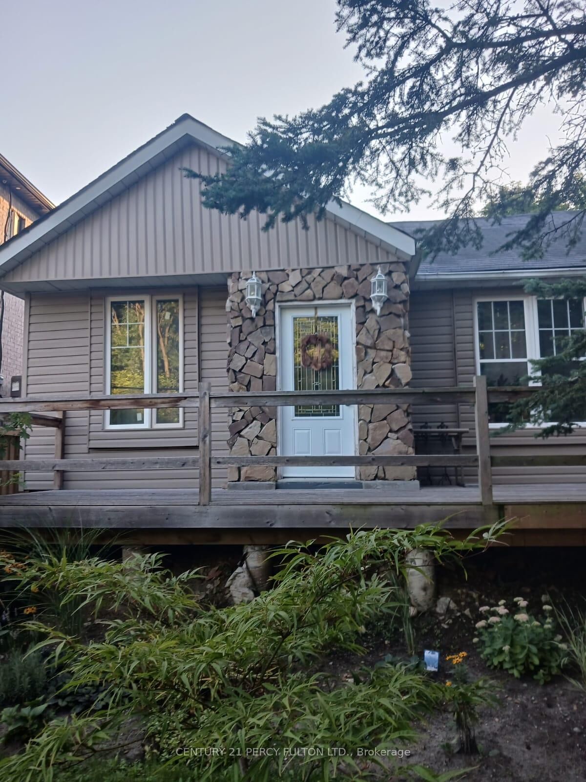 Property Photo: 97 Zaph Avenue ON M1C 1M9