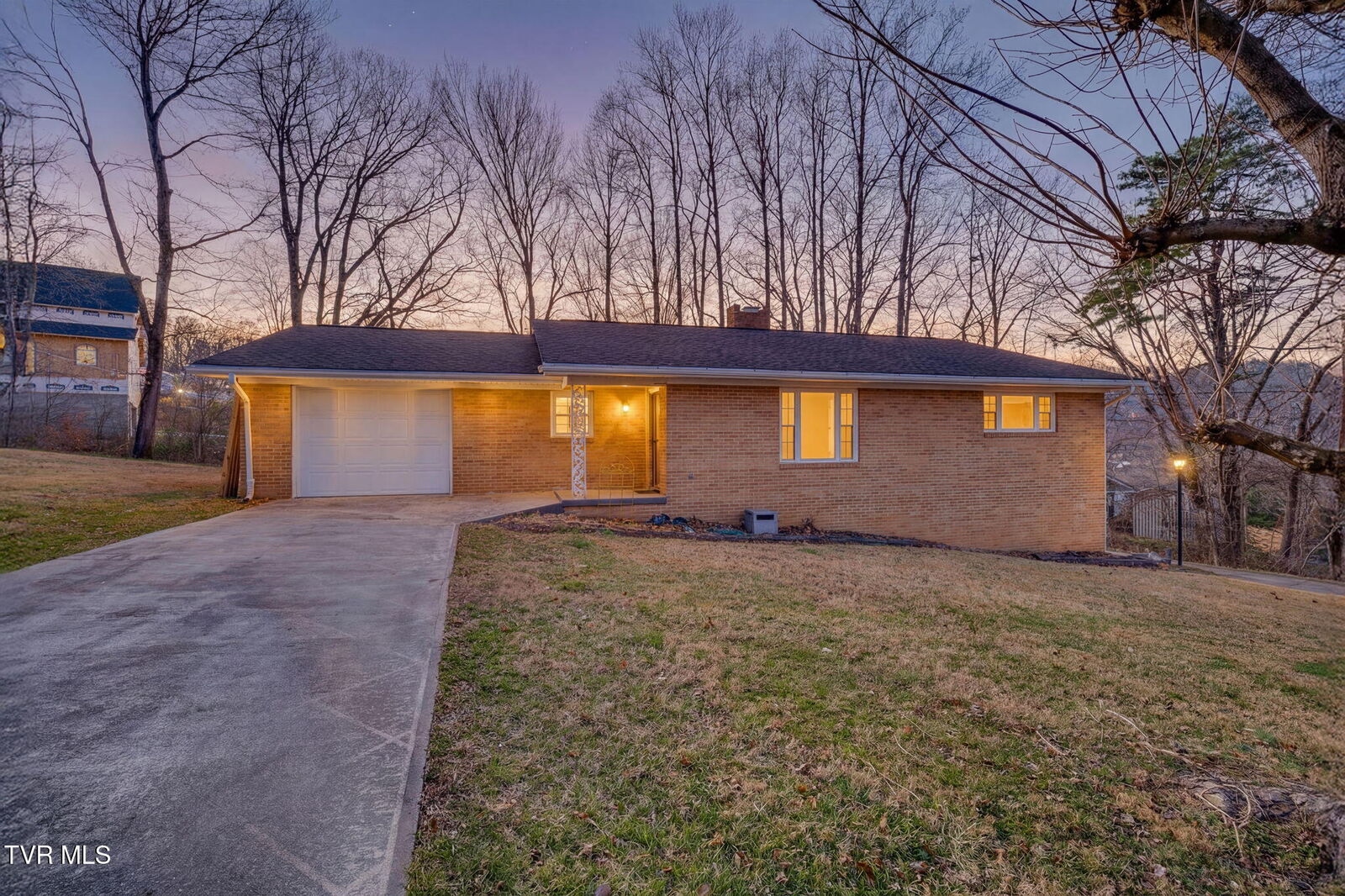 Property Photo:  124 Echo Ridge Road  TN 37650 
