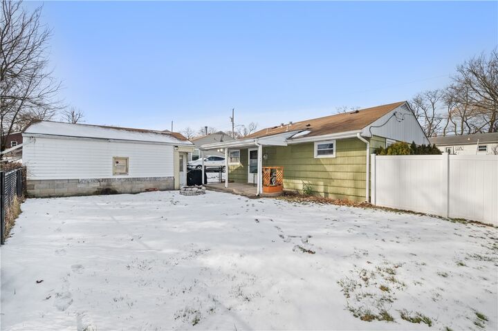 Property Photo:  1209 Vermont Ave  PA 15001 