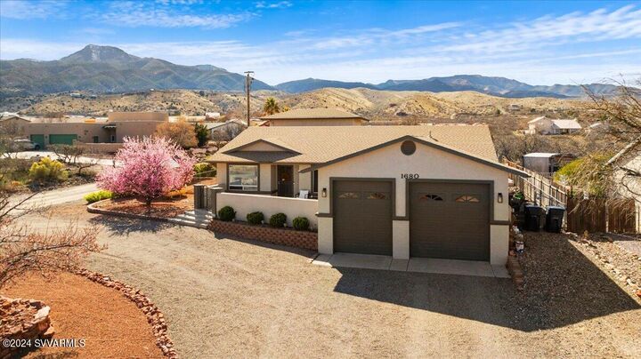 Property Photo:  1680 N Cholla Lane  AZ 86324 