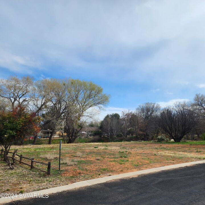 Property Photo:  10345 E Creekside Drive  AZ 86325 