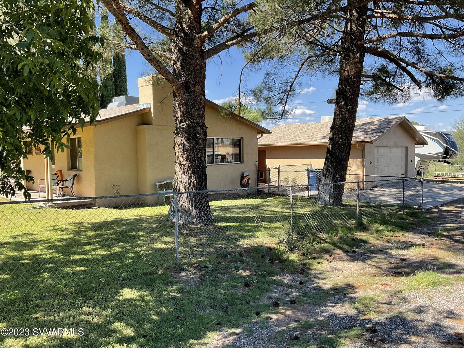 Property Photo: 116 E Beech Street AZ 86326