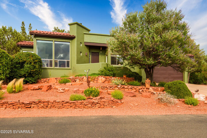 Property Photo:  610 Mountain Shadows Drive  AZ 86336 