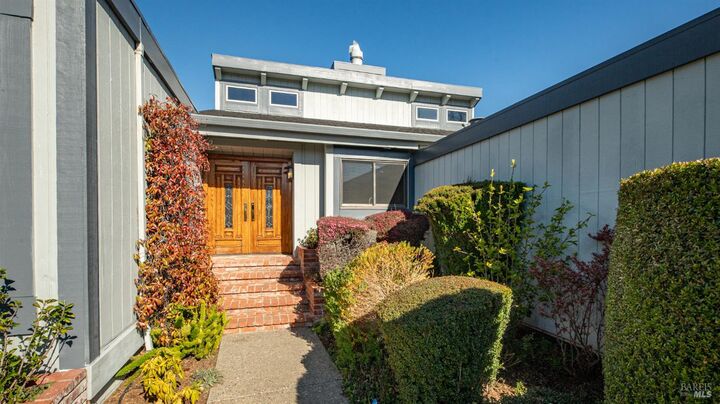 Property Photo: 49 Via La Brisa CA 94939