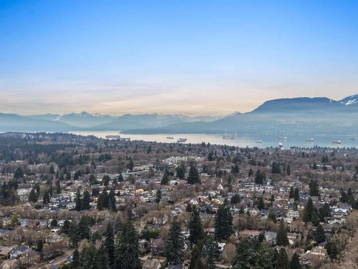 Property Photo:  3264 W 38th Avenue  BC V6N 2X6 