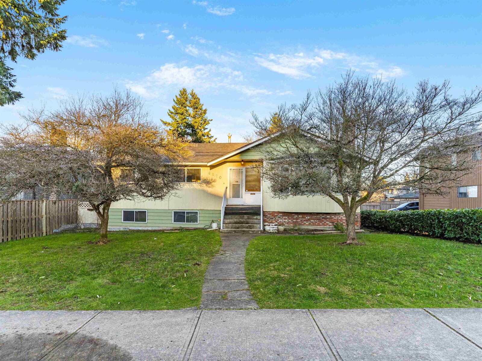 Property Photo:  6870 6th Street  BC V5E 3T1 