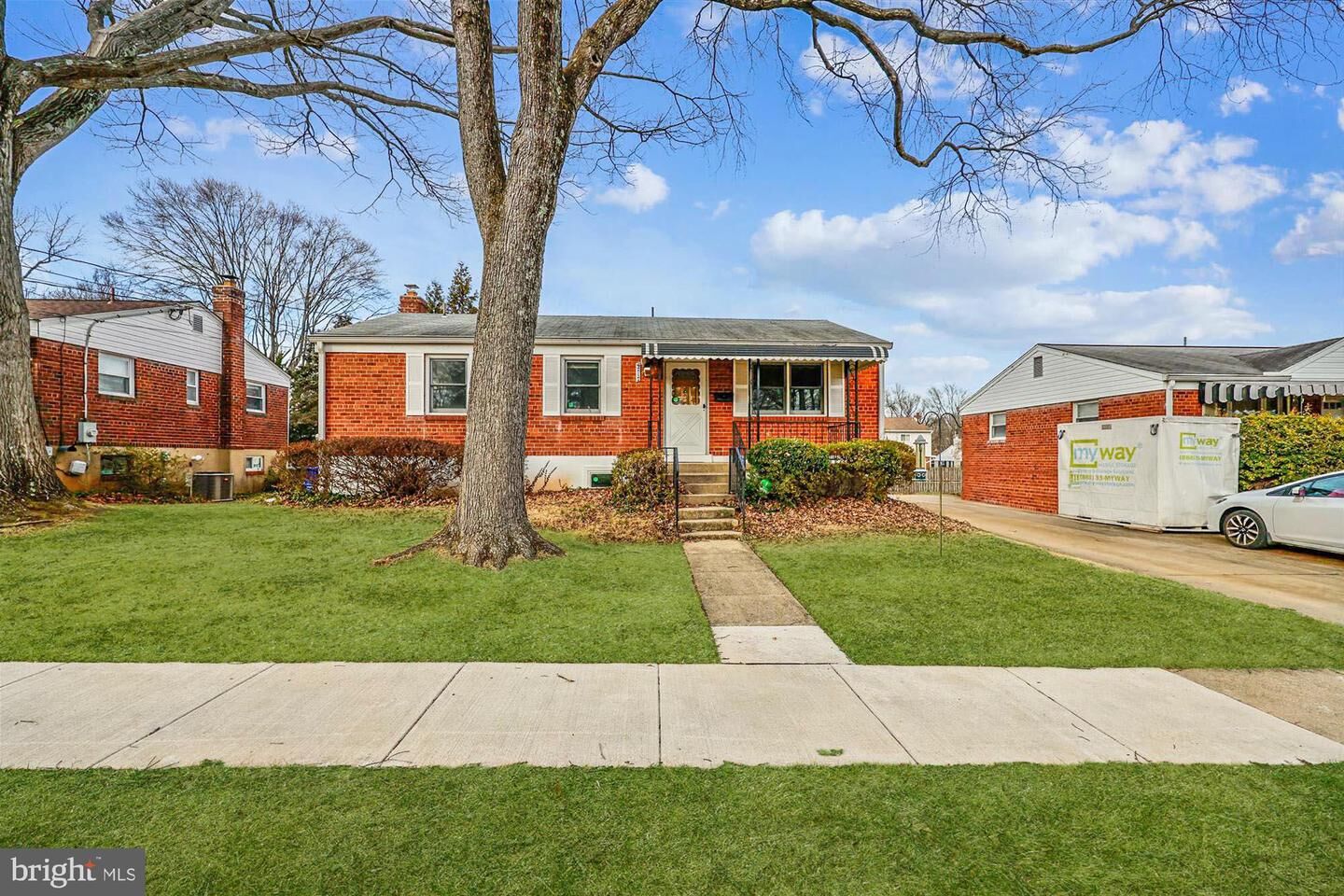 Property Photo:  4717 Topping Road  MD 20852 