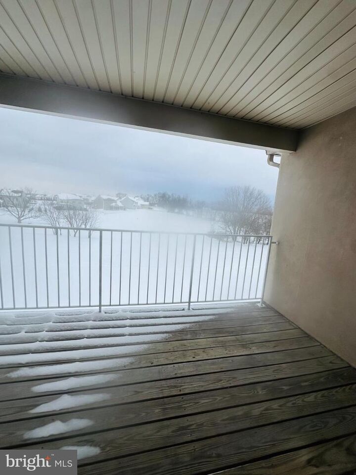 Property Photo:  118 Sparrow Road  PA 17036 