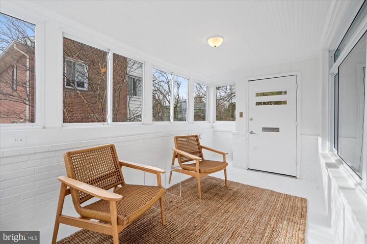 Property Photo: 2917 Argyle Drive VA 22305