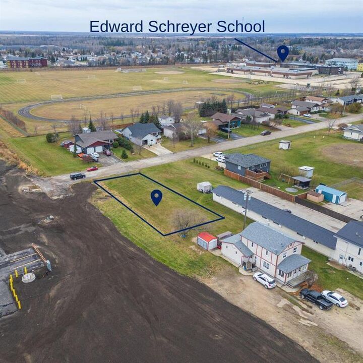 Property Photo:  883 Ashton Avenue  MB R0E 0C0 