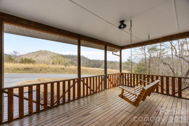 Property Photo: 1169 Rickman Creek Road NC 28734