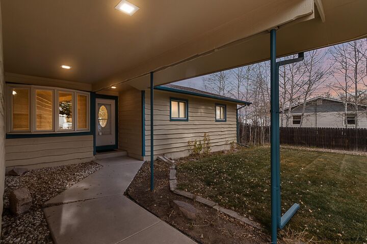 Property Photo:  916 Cherry St  WY 82007 