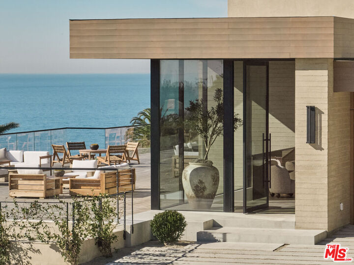 Property Photo:  30010 Andromeda Ln  CA 90265 