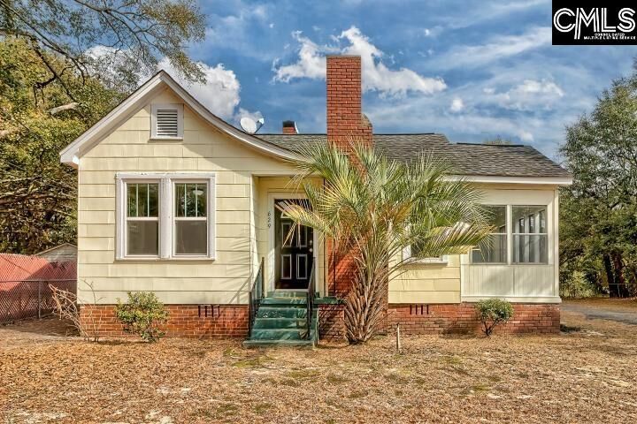Property Photo:  629 Westside  SC 29169 