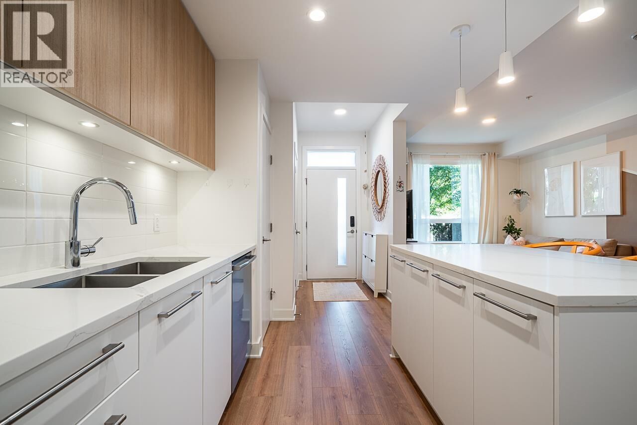 Property Photo:  2035 Glenaire Drive 103  BC V7P 1Y2 