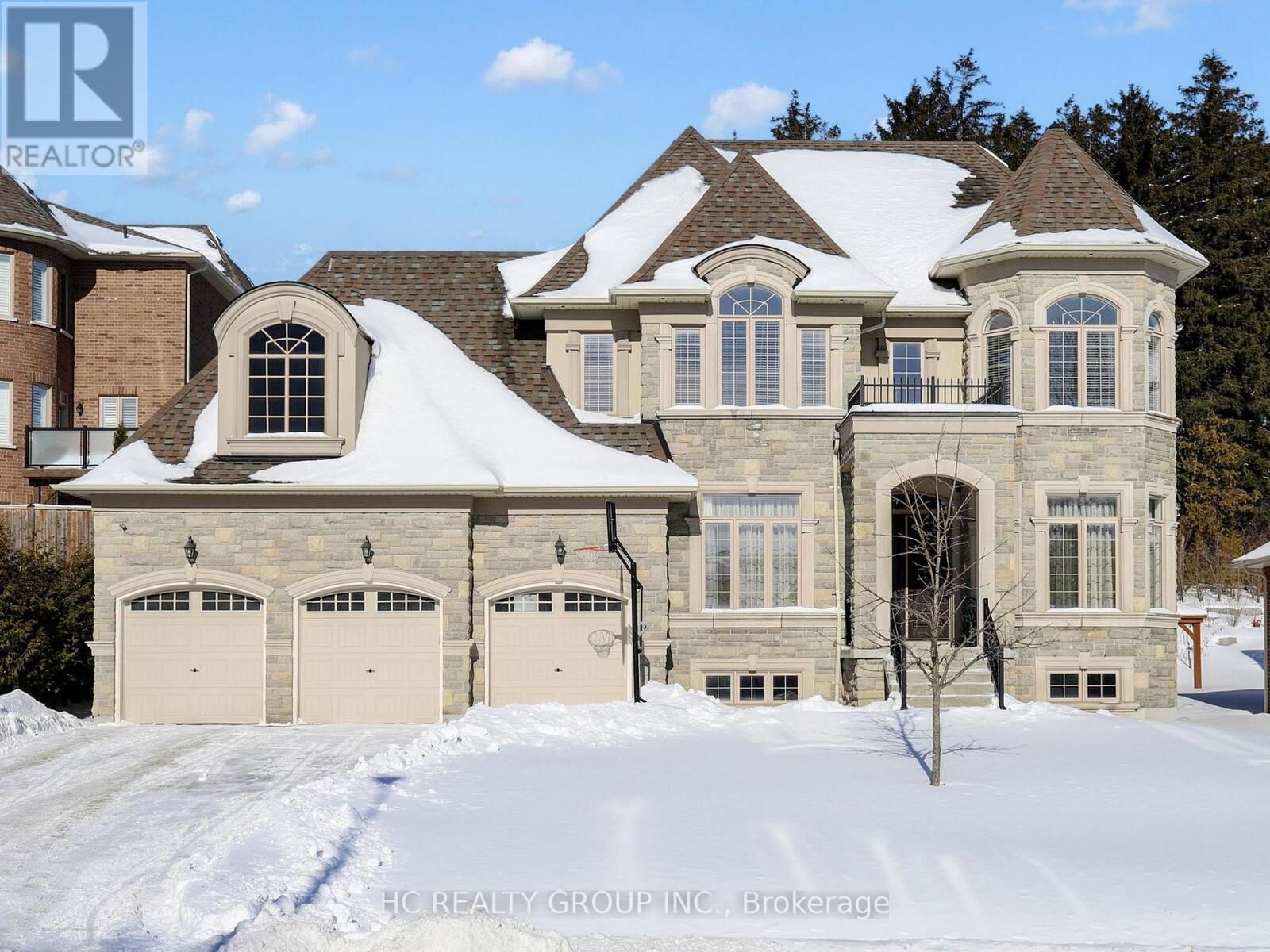 Property Photo:  99 Coon'S Road  ON L4E 2R4 