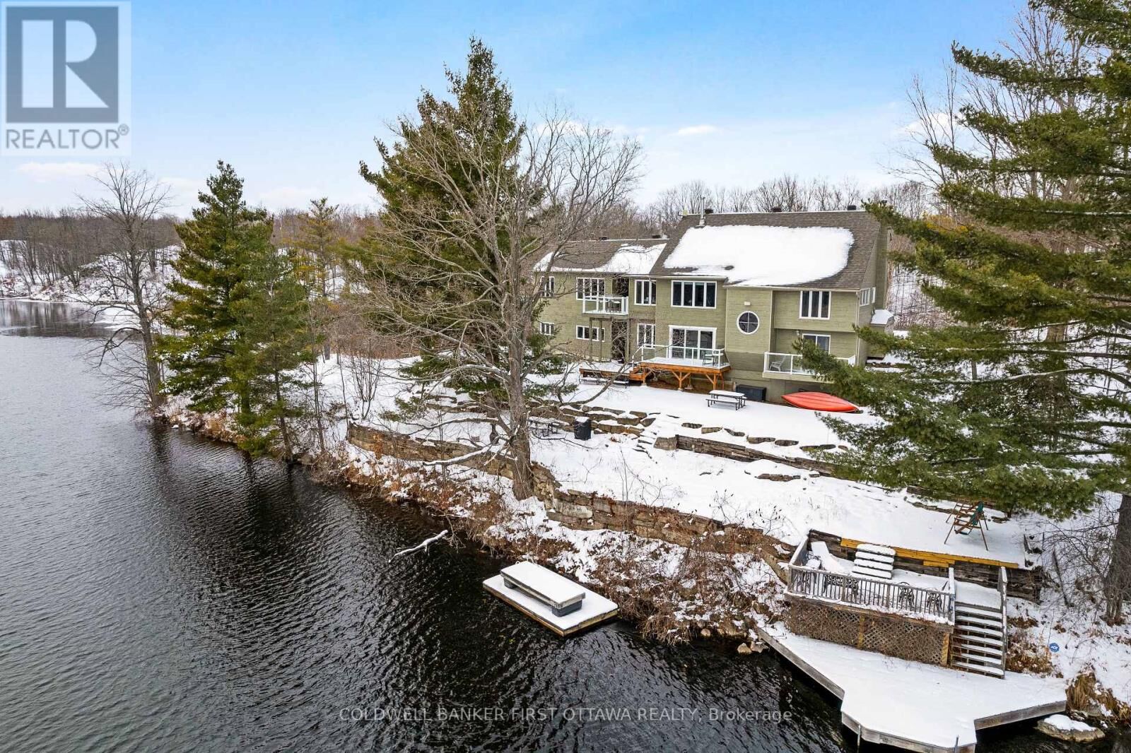 Property Photo: 100 Nagle Way ON K7H 3C5
