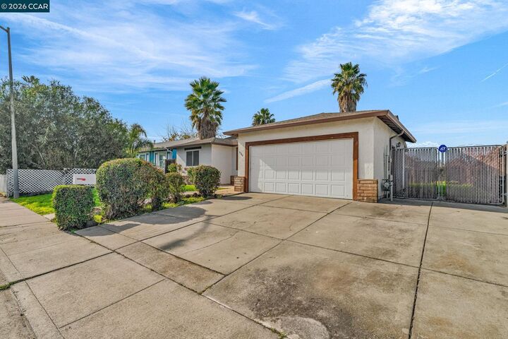 Property Photo: 3784 Briarcliff Dr CA 94565