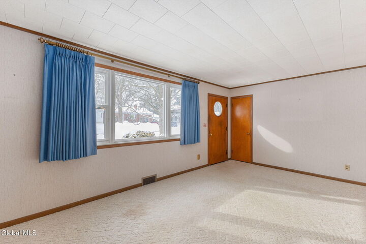 Property Photo: 58 E Highland Drive NY 12203