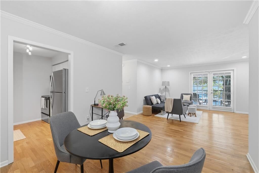 Property Photo:  1150 Collier Road NW 6H  GA 30318 