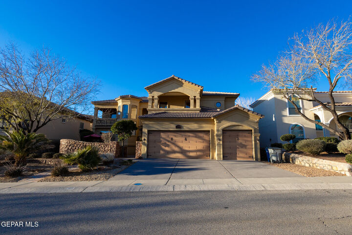 Property Photo:  1119 Calle Parque Drive  TX 79912 