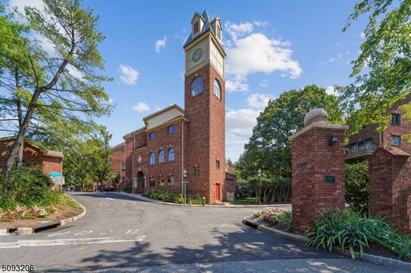 Property Photo: 26 Mews Ln NJ 07079