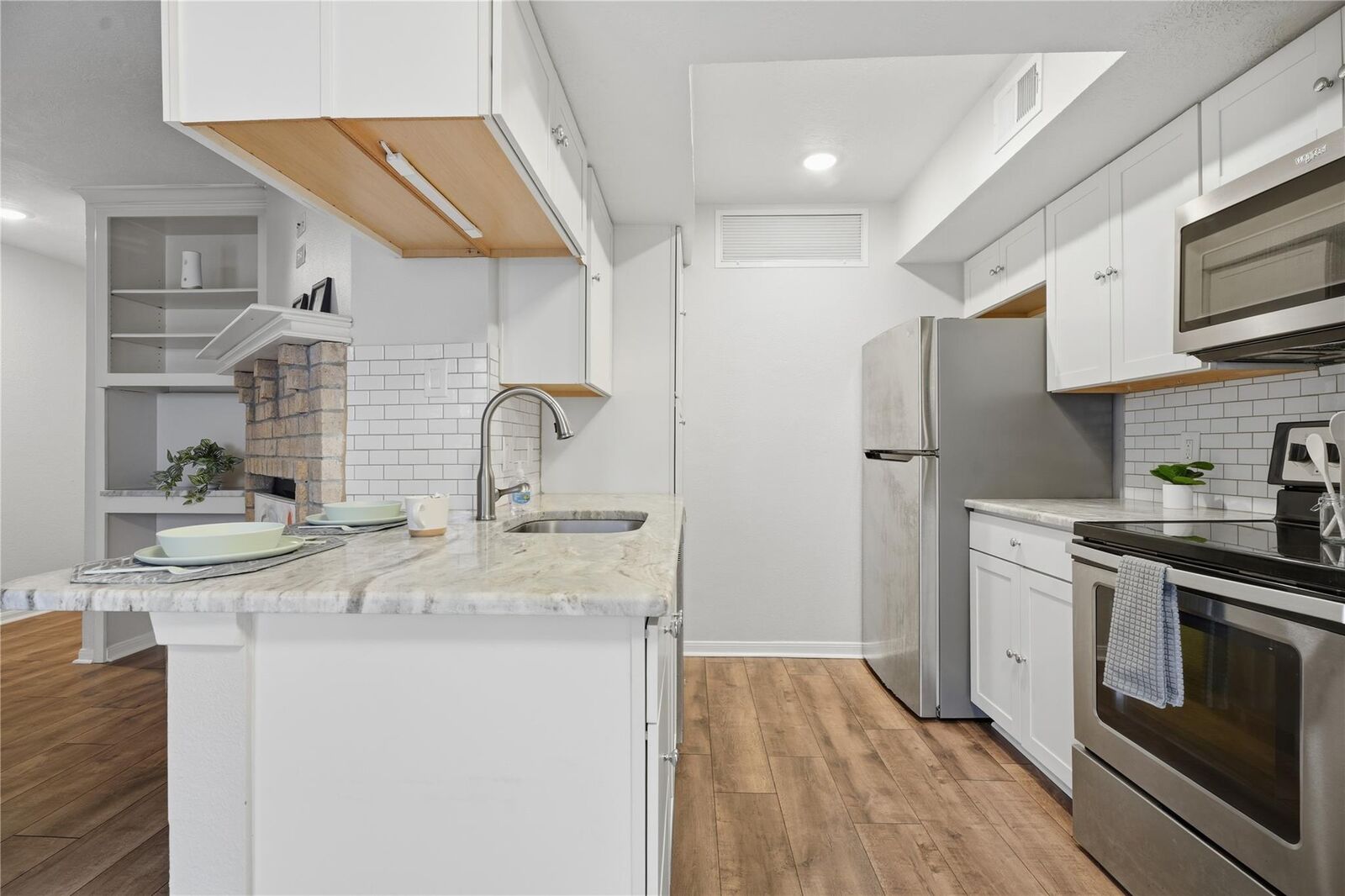 Property Photo:  1500 Bay Area Boulevard 348  TX 77058 