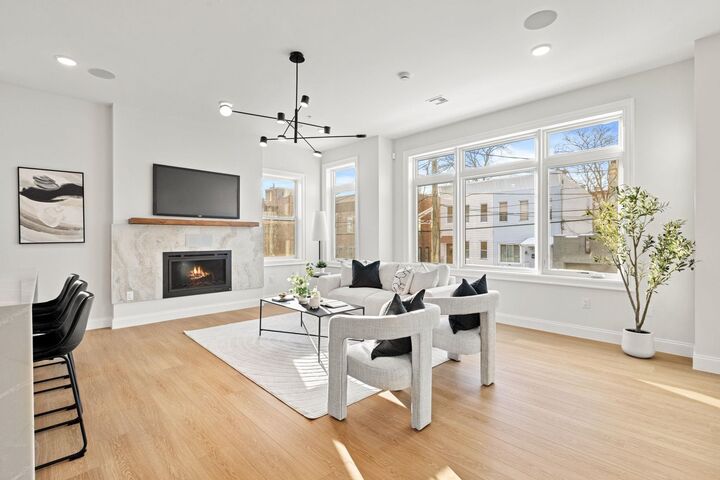 Property Photo:  192 Cambridge Ave 3  NJ 07307 