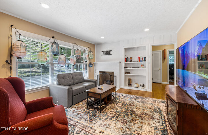 Property Photo: 941 Rosedale Ave TN 37763