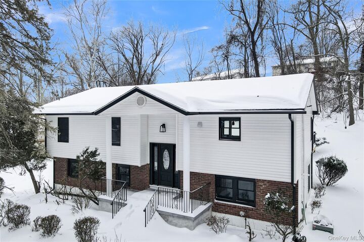 Property Photo: 2 Chapel Court NY 10962