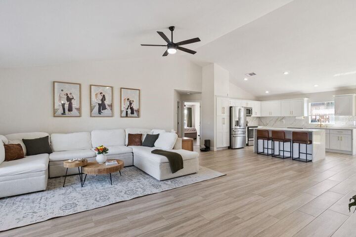 Property Photo:  3594 Yellow Bird Court  FL 34772 