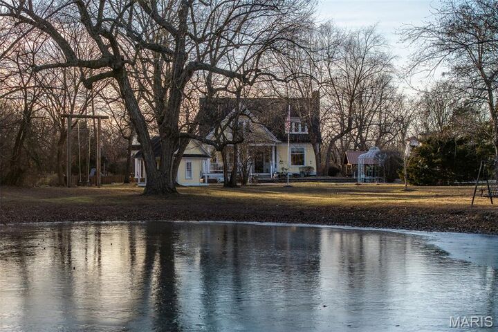 Property Photo:  2001 Beck Lane  MO 65536 