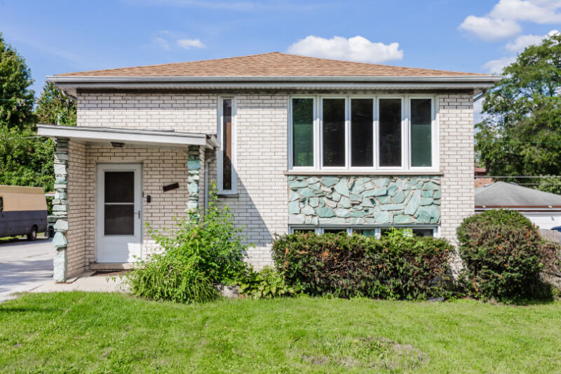 Property Photo:  7840 Cronin Avenue  IL 60458 