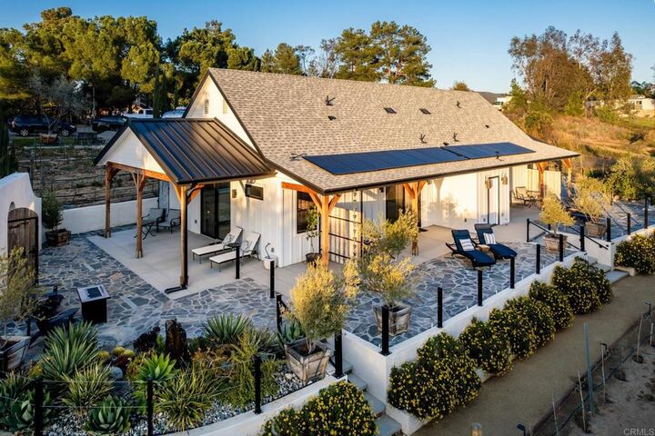 Property Photo:  35715 Calle Nopal  CA 92592 