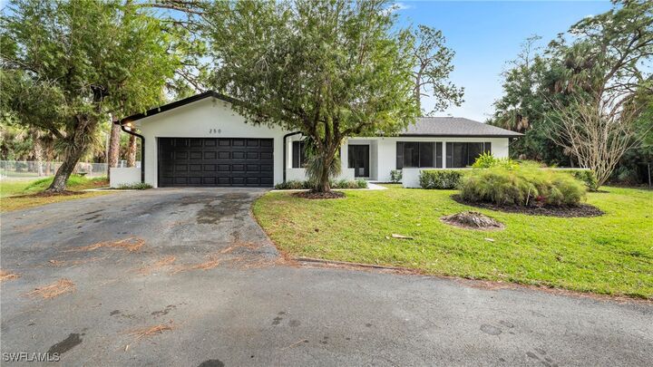 Property Photo:  250 17th Street NW  FL 34120 