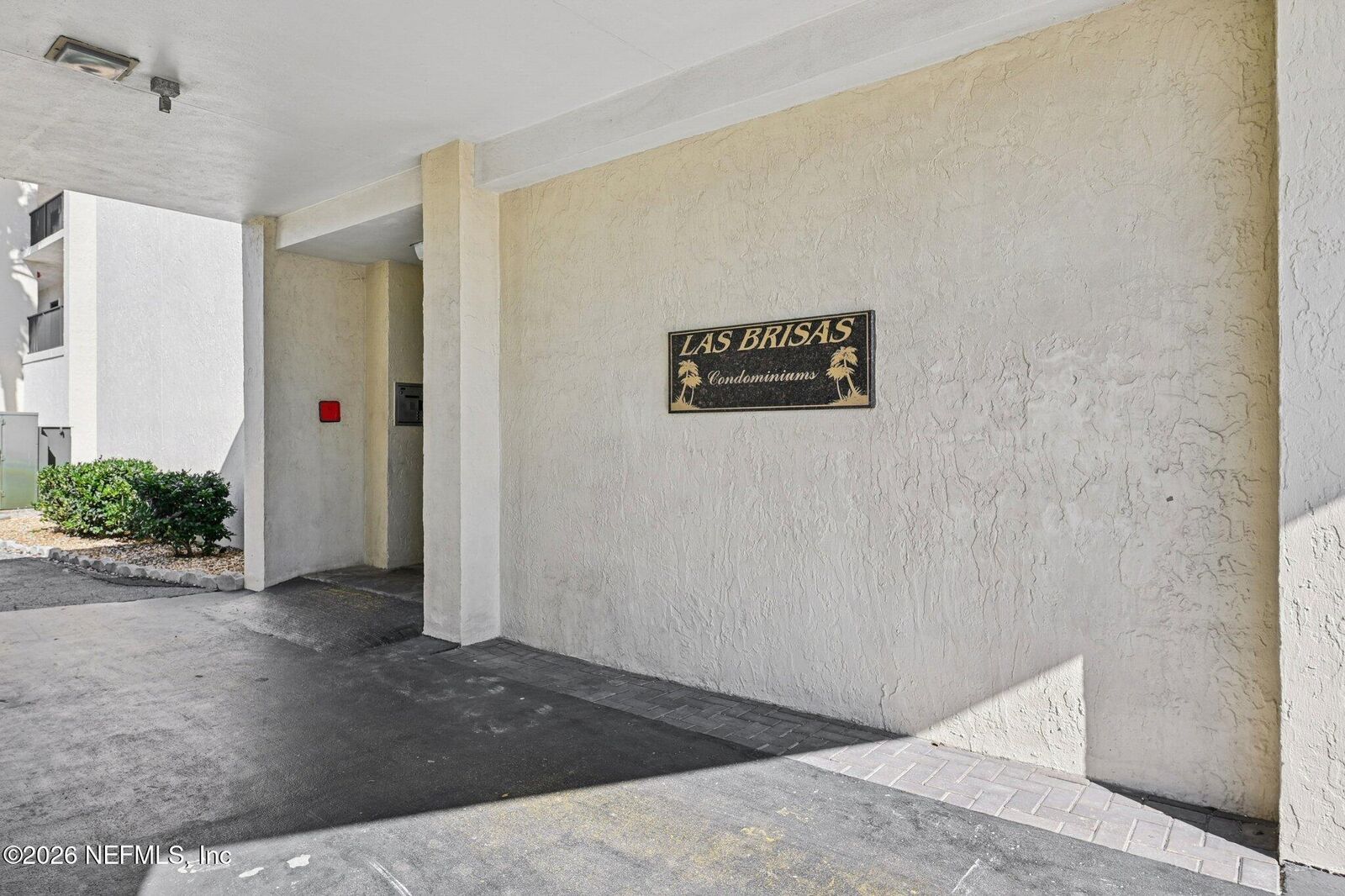 Property Photo: 601 S 1st Street 6H FL 32250