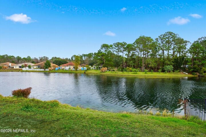 Property Photo:  2009 Willesdon Drive E  FL 32246 