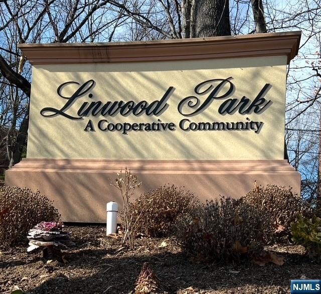 Property Photo:  3041 Edwin Avenue 4A  NJ 07024 