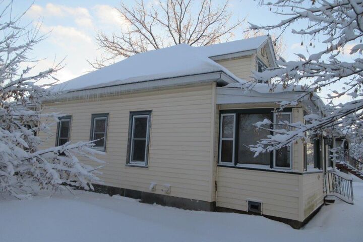 Property Photo:  516 Lake Avenue E  WI 54848 