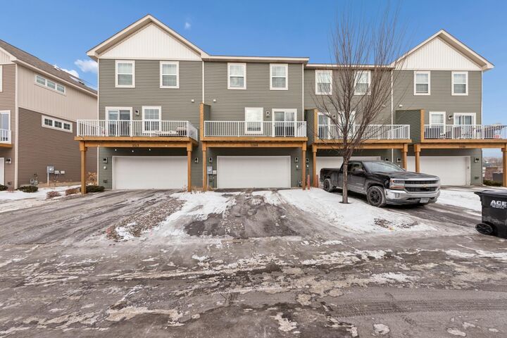 Property Photo:  5309 Oak Grove Parkway N  MN 55443 